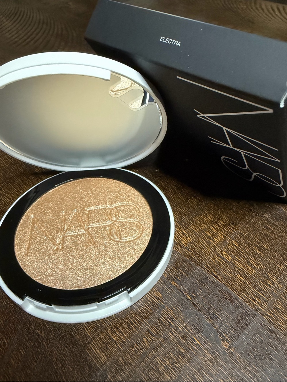 NARS-ELECTRA-Light Reflecting Luminizing Powder in Electra - New Full Size